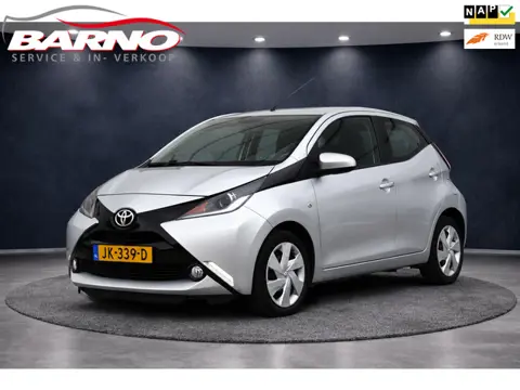 Toyota Aygo 1.0 VVT-i X-Play CAMERA|CRUISE|NAVI