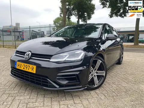 Volkswagen Golf 1.2 TSI Business Edition R Camera Cruise Navi Stoelverw