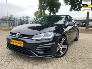 Volkswagen Golf 1.2 TSI Business Edition R Camera Cruise Navi Stoelverw