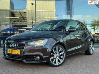 Audi A1 1.2 TFSI Ambition | S-line | Navi | Stoelverwarming!