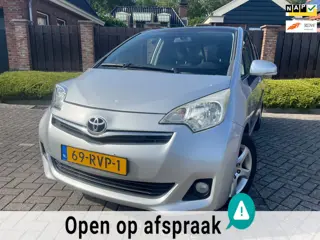 Toyota Verso-S 1.3 VVT-i Aspiration AUTOMAAT HOGE INSTAP NAVI