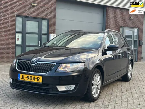 Skoda Octavia Combi 1.6 TDI Greentech Ambition Business