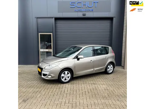 Renault Scénic 2.0 Dynamique AUT | NAVI | CLIMA | TREKHAAK | CRUISE CONTROLV | LPGG3