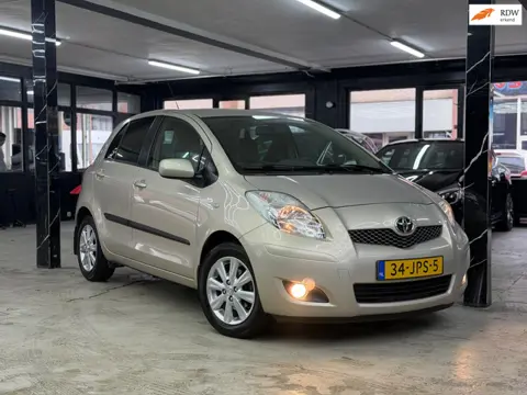 Toyota Yaris 1.3 VVTi Executive Automaat | Airco | Keyless entry