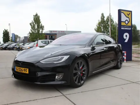 Tesla Model S Long Range Pano, Ultra High Audio, 541pk, Leder Zomer aanbieding!