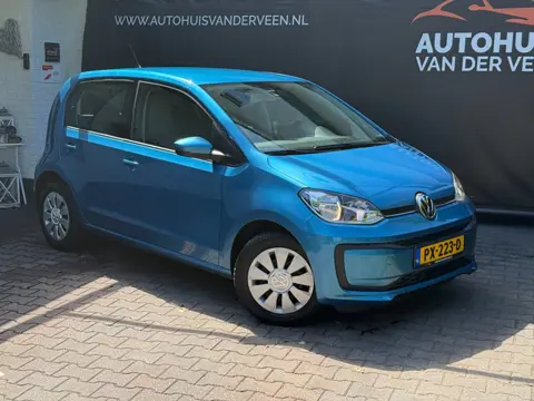 Volkswagen Up! 1.0 BMT Move Up! 60.775 Km! Airco/DAB/4 Seizoen banden/Etc
