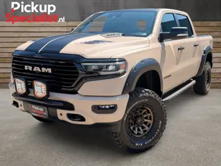 Dodge RAM 1500 5.7 V8 4x4 Crew Cab ,TAUPE , VERHOOGD , GT , ENIGSTE IN NEDERLAND TANK PAINT