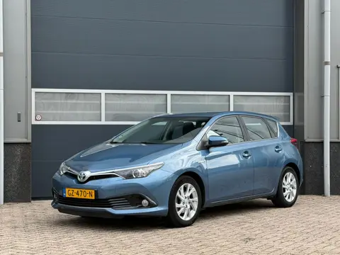 Toyota Auris 1.8 Hybrid Aspiration bj.2015 Camera|Navi|NL auto|Nap.