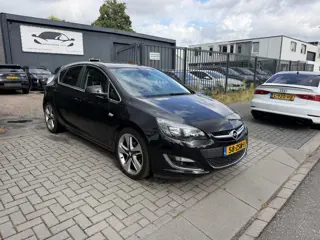 Opel Astra 1.4 Turbo Sport