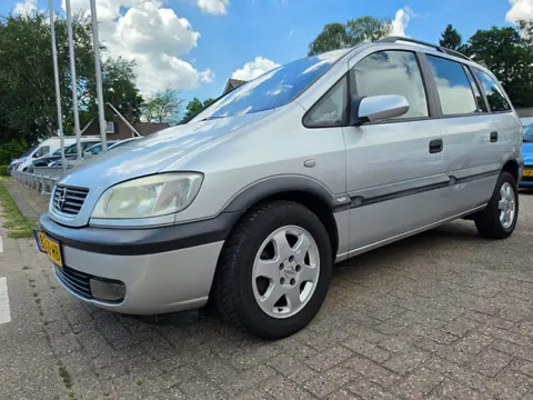 Opel Zafira 1.6-16V Elegance ( ROLSTOELAUTO)