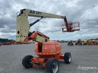 JLG 600AJ 4WD Diesel Articulating Boom Lift (bj 2014)