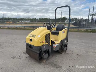 WACKER NEUSON RD12A Double Drum Roller (bj 2018)