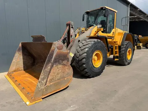Volvo L180F (bj 2010)