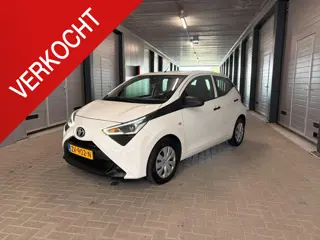 Toyota Aygo 1.0 VVT-i x-fun Airco/Led