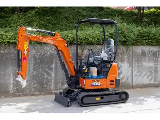 Hitachi ZX19 19U