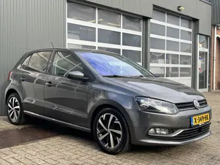 Volkswagen Polo 1.2 TSI Airco Cruise controle Apple carplay 5-Persoons Stuurwielbediening Telefoonve