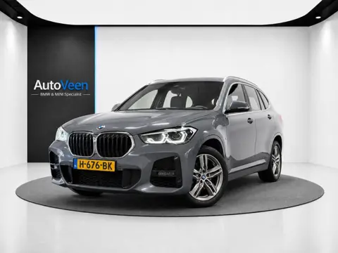 BMW X1 SDrive18i Executive Edition (M-SPORT, LED, HUD, CAMERA,TREKHAAK)