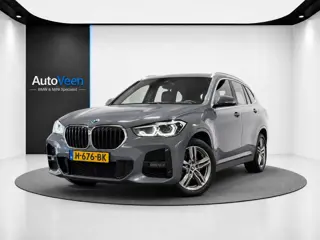 BMW X1 SDrive18i Executive Edition (M-SPORT, LED, HUD, CAMERA,TREKHAAK)