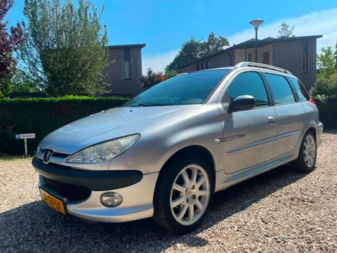 Peugeot 206 SW 1.6-16V Quiksilver