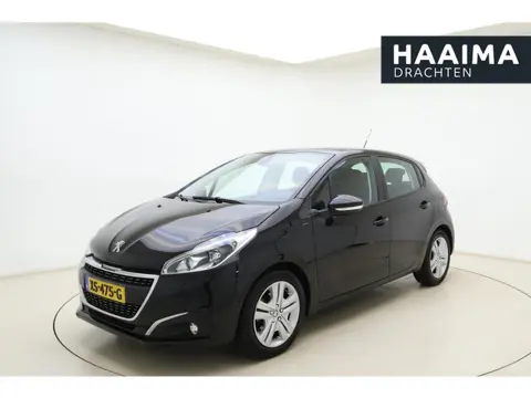 Peugeot 208 1.2 PureTech Signature | 83PK | Airco | Navigatie | Parkeersensoren achter | Cruise cont