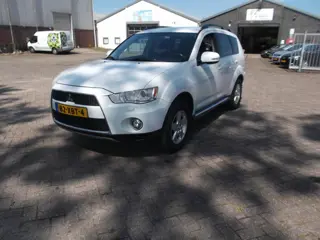 Mitsubishi Outlander 2.0 Edition One