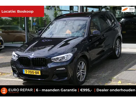BMW X3 XDrive20i Executive M-PAKKET PANO-DAK!