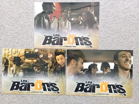 LES BARONS lobbycard set.