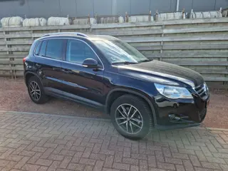 Volkswagen Tiguan 1.4 TSI Sport&Style motor loopt op 3 cilinders