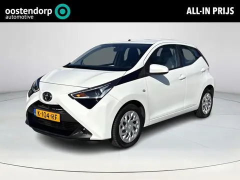 Toyota Aygo 1.0 VVT-i x-play **APPLE CARPLAY/ BEGRENZER/ TOERENTELLER**