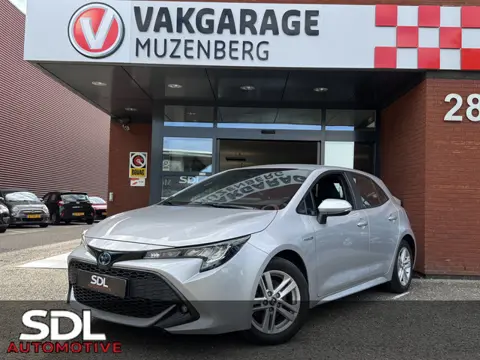 Toyota Corolla 2.0 Hybrid Dynamic 180PK!! // NAVI // CAMERA // ADAPTIVE CRUISE // APPLE CARPLAY-ANDR