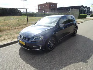 Volkswagen Golf 1.4 TSI GTE phev automaat black edition
