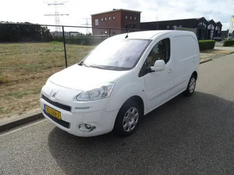 Peugeot Partner 120 1.6 e-HDI L1 Navteq