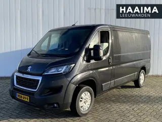 Peugeot Boxer 330 2.2 BlueHDi 120 L2H1 Asphalt | Leder | Navigatie | Achteruitrijcamera | Trekhaak |