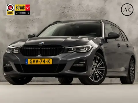 BMW 3 Serie 330e M Sport High Executive 292Pk Automaat (PANORAMADAK, M PAKKET, APPLE CARPLAY, CAMERA