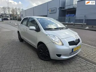Toyota Yaris 1.3 VVTi Sol MMT AUTOMAAT NEW APK 5 DR