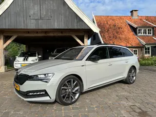 Skoda Superb Combi 1.4 TSI iV Sportline Business