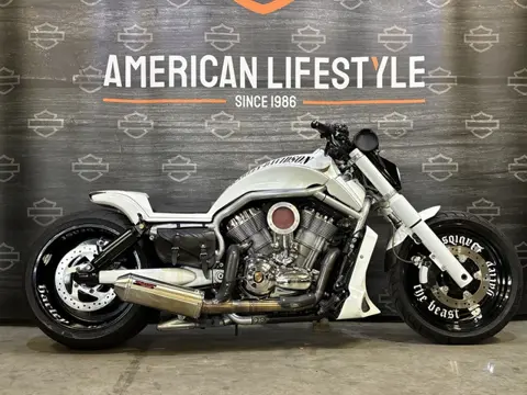Harley-Davidson Chopper V-Rod VRSCAW (bj 2008)