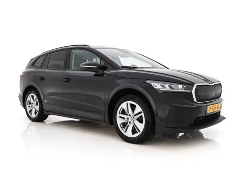 Škoda Enyaq iV 60 [ 3-Fase-11kW ] {SoH-88%} (INCL-BTW) *LEATHER-FABRIC | FULL-LED | DIGI-COCKPIT | C