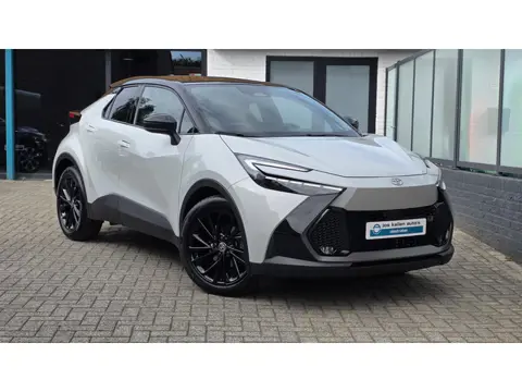 Toyota C-HR 2.0 Hybrid 200 GR SPORT Première Edition Panoramadak, Afn Trekhaak, JBL, 19" Black, Pare