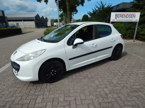 Peugeot 207 1.6 VTi XS 5 DRS --- GOED LEZEN !!---