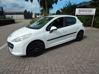Peugeot 207 1.6 VTi XS 5 DRS --- GOED LEZEN !!---