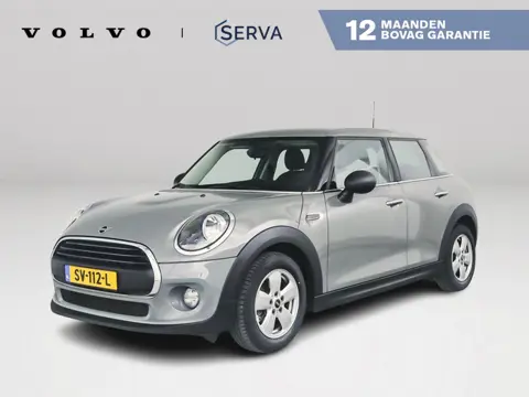 MINI 5-deurs 1.5 One First | Park assist | Airco | Cruise control