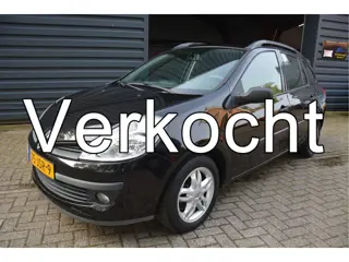Renault Clio Estate 1.2-16V Sélection Business Airco Trekhaak
