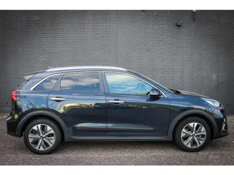 Kia e-Niro ExecutiveLine 64 kWh Net binnen-Nu al te bezichtigen