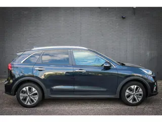 Kia e-Niro ExecutiveLine 64 kWh Net binnen-Nu al te bezichtigen