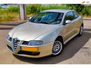 Alfa Romeo GT 1.9 JTD Progression Clima Leer Cruise Bose PDC