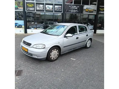 Opel Astra 1.6-16V Edition