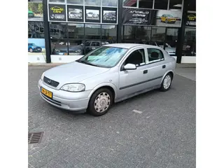Opel Astra 1.6-16V Edition