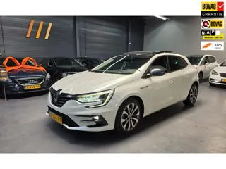 Renault Mégane 1.3 TCe Business Edition One FACE LIFT CAMERA MASSAGE PANORAMA LEDER LED NAP NL AUTO