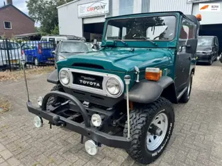 Toyota TOYOTA LANDCRUISER 3.0 Diesel